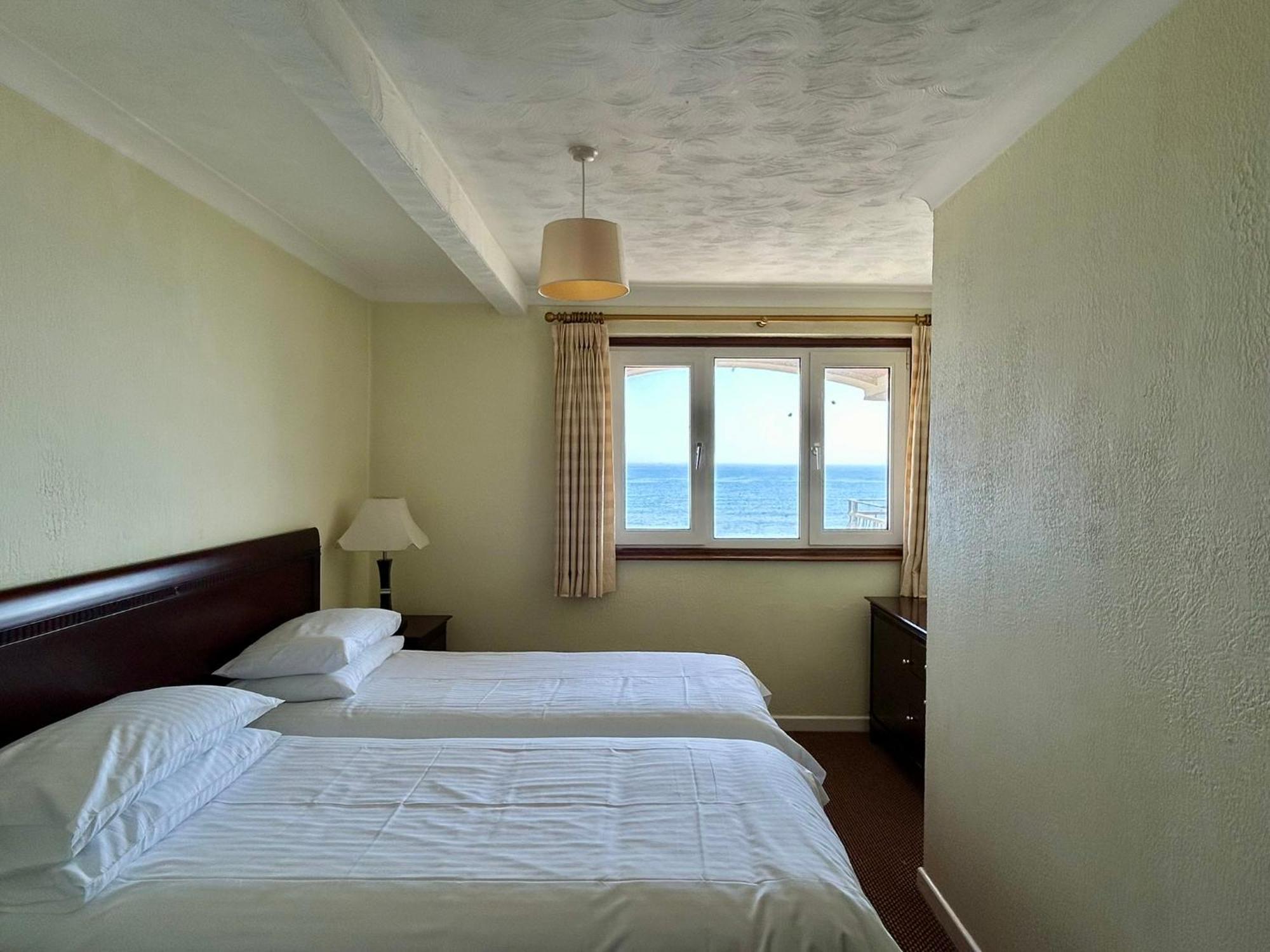 Bay View - Seafront, Sandown - Free Car Ferry For Bookings Of 3 Or More Nights, Subject To Availability Exterior photo