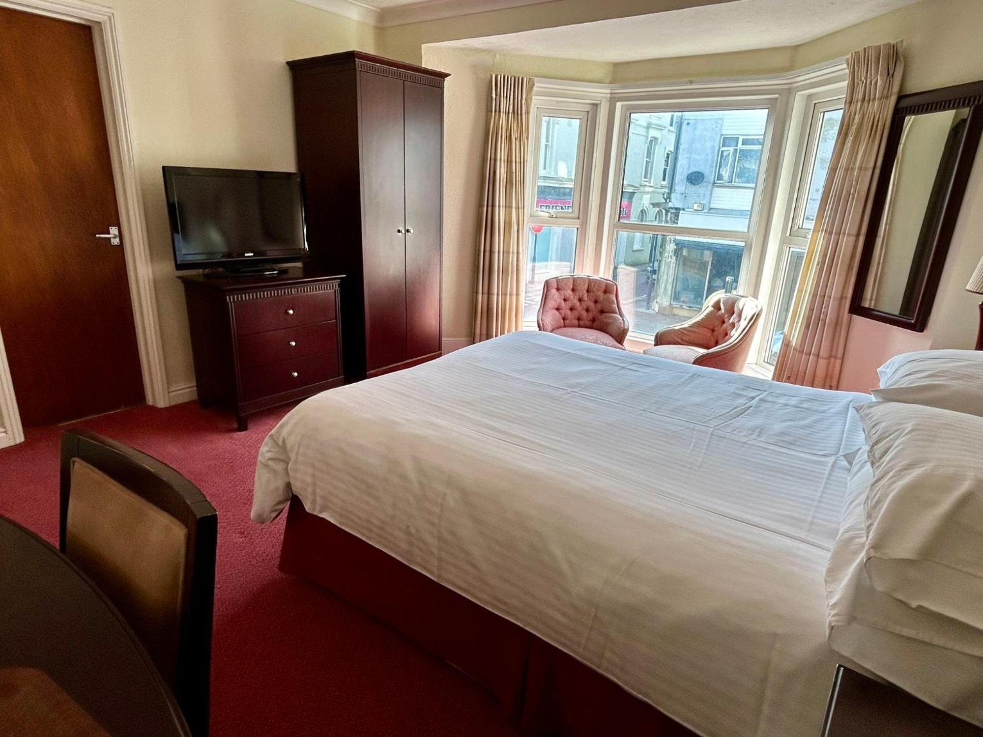 Bay View - Seafront, Sandown - Free Car Ferry For Bookings Of 3 Or More Nights, Subject To Availability Exterior photo