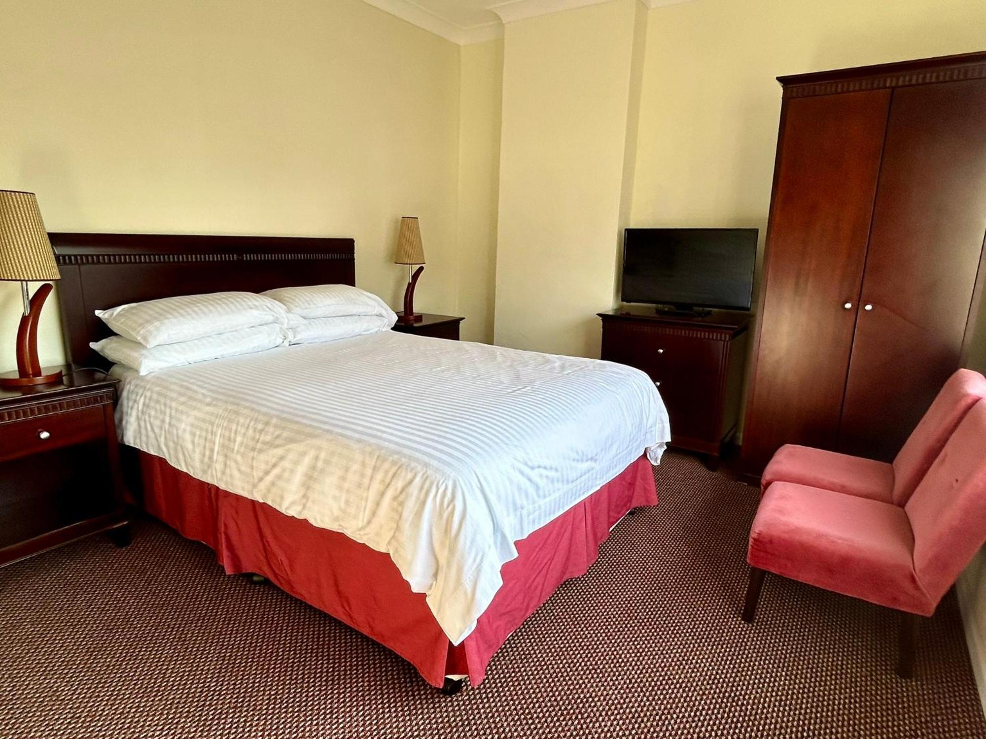 Bay View - Seafront, Sandown - Free Car Ferry For Bookings Of 3 Or More Nights, Subject To Availability Room photo