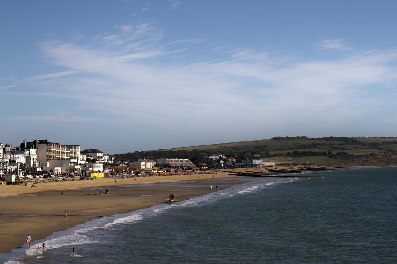 Bay View - Seafront, Sandown - Car Ferry Deal Hotel Exterior photo