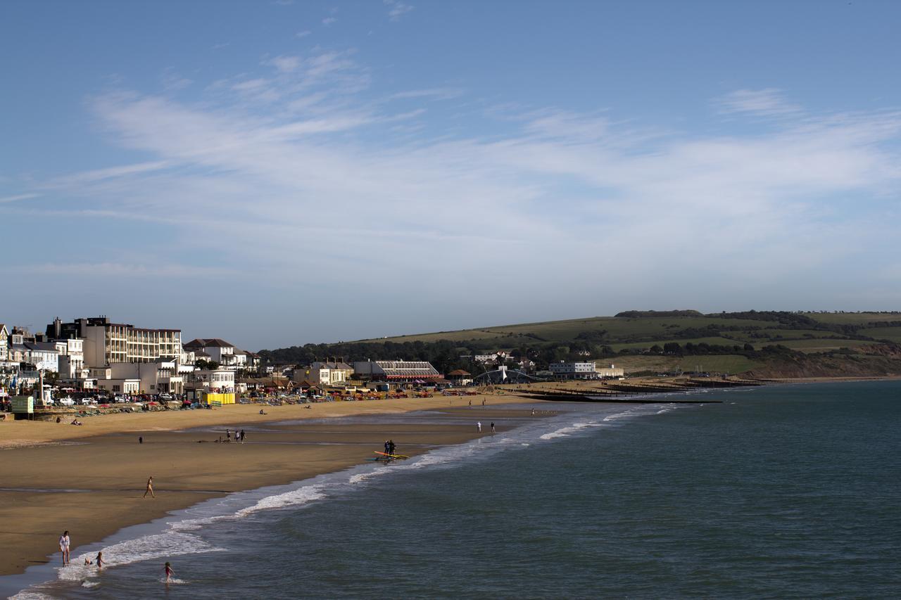 Bay View - Seafront, Sandown - Free Car Ferry For Bookings Of 3 Or More Nights, Subject To Availability Exterior photo